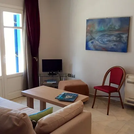 Castri Village - Kythira Quality